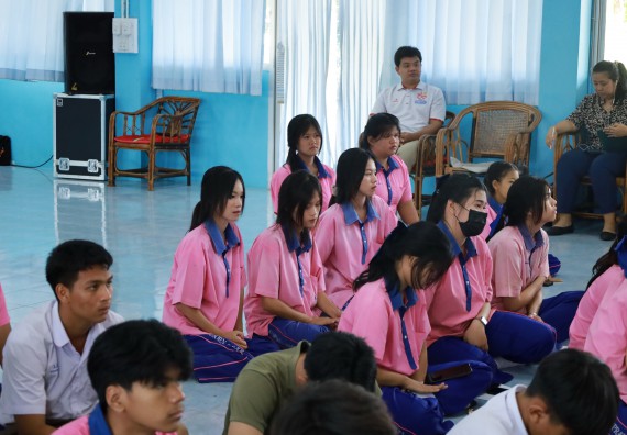 ภาพกิจกรรม  คณะวิทยาศาสตร์และเทคโนโลยี มหาวิทยาลัยราชภัฏกําแพงเพชร จัดโครงการประชาสัมพันธ์รายวิชาและหลักสูตรไปยังผู้เรียนกลุ่มใหม่ (Non-age Group)  โรงเรียนวังตะเคียนประชานุสรณ์