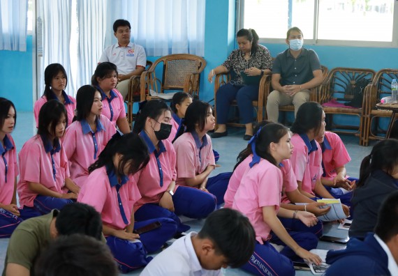 ภาพกิจกรรม  คณะวิทยาศาสตร์และเทคโนโลยี มหาวิทยาลัยราชภัฏกําแพงเพชร จัดโครงการประชาสัมพันธ์รายวิชาและหลักสูตรไปยังผู้เรียนกลุ่มใหม่ (Non-age Group)  โรงเรียนวังตะเคียนประชานุสรณ์