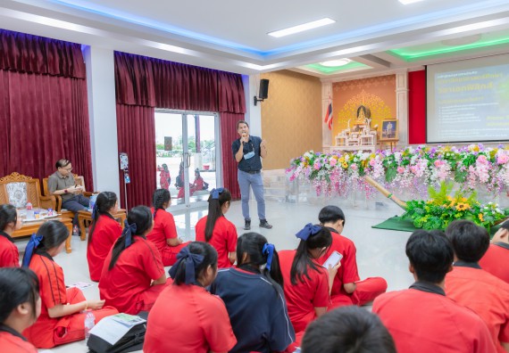 ภาพกิจกรรม คณะวิทยาศาสตร์และเทคโนโลยี มหาวิทยาลัยราชภัฏกําแพงเพชร จัดโครงการประชาสัมพันธ์รายวิชาและหลักสูตรไปยังผู้เรียนกลุ่มใหม่ (Non-age Group) โรงเรียนพรานกระต่ายพิทยาคม