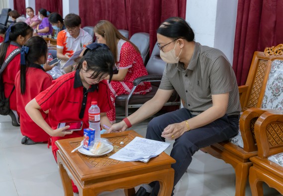 ภาพกิจกรรม คณะวิทยาศาสตร์และเทคโนโลยี มหาวิทยาลัยราชภัฏกําแพงเพชร จัดโครงการประชาสัมพันธ์รายวิชาและหลักสูตรไปยังผู้เรียนกลุ่มใหม่ (Non-age Group) โรงเรียนพรานกระต่ายพิทยาคม