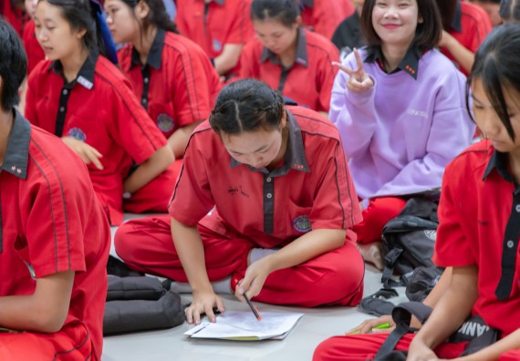 ภาพกิจกรรม คณะวิทยาศาสตร์และเทคโนโลยี มหาวิทยาลัยราชภัฏกําแพงเพชร จัดโครงการประชาสัมพันธ์รายวิชาและหลักสูตรไปยังผู้เรียนกลุ่มใหม่ (Non-age Group) โรงเรียนพรานกระต่ายพิทยาคม