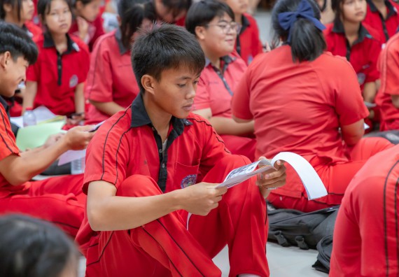 ภาพกิจกรรม คณะวิทยาศาสตร์และเทคโนโลยี มหาวิทยาลัยราชภัฏกําแพงเพชร จัดโครงการประชาสัมพันธ์รายวิชาและหลักสูตรไปยังผู้เรียนกลุ่มใหม่ (Non-age Group) โรงเรียนพรานกระต่ายพิทยาคม