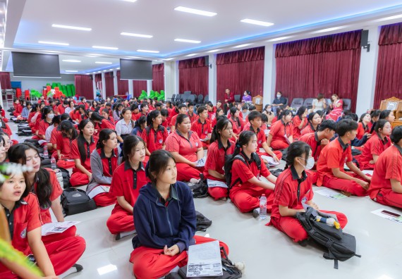 ภาพกิจกรรม คณะวิทยาศาสตร์และเทคโนโลยี มหาวิทยาลัยราชภัฏกําแพงเพชร จัดโครงการประชาสัมพันธ์รายวิชาและหลักสูตรไปยังผู้เรียนกลุ่มใหม่ (Non-age Group) โรงเรียนพรานกระต่ายพิทยาคม