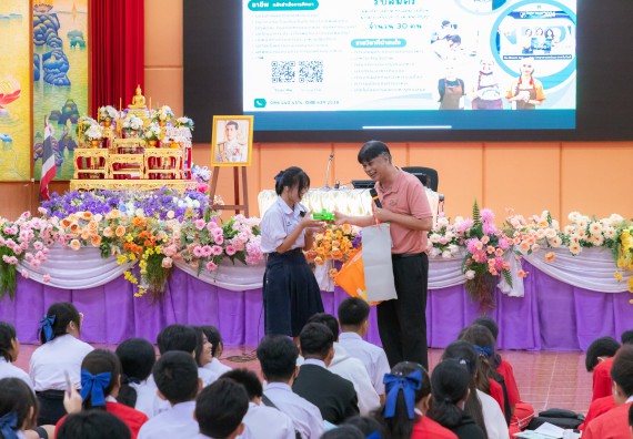 ภาพกิจกรรม คณะวิทยาศาสตร์และเทคโนโลยี มหาวิทยาลัยราชภัฏกําแพงเพชร จัดโครงการประชาสัมพันธ์รายวิชาและหลักสูตรไปยังผู้เรียนกลุ่มใหม่ (Non-age Group) โรงเรียนกำแพงเพชรพิทยาคม