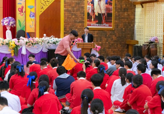 ภาพกิจกรรม คณะวิทยาศาสตร์และเทคโนโลยี มหาวิทยาลัยราชภัฏกําแพงเพชร จัดโครงการประชาสัมพันธ์รายวิชาและหลักสูตรไปยังผู้เรียนกลุ่มใหม่ (Non-age Group) โรงเรียนกำแพงเพชรพิทยาคม