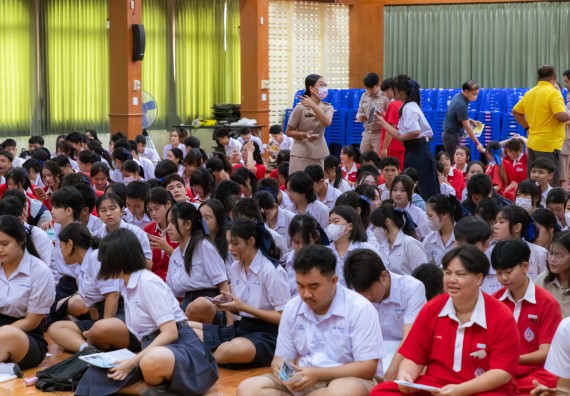 ภาพกิจกรรม คณะวิทยาศาสตร์และเทคโนโลยี มหาวิทยาลัยราชภัฏกําแพงเพชร จัดโครงการประชาสัมพันธ์รายวิชาและหลักสูตรไปยังผู้เรียนกลุ่มใหม่ (Non-age Group) โรงเรียนกำแพงเพชรพิทยาคม