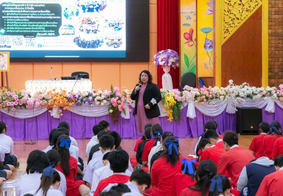 ภาพกิจกรรม คณะวิทยาศาสตร์และเทคโนโลยี มหาวิทยาลัยราชภัฏกําแพงเพชร จัดโครงการประชาสัมพันธ์รายวิชาและหลักสูตรไปยังผู้เรียนกลุ่มใหม่ (Non-age Group) โรงเรียนกำแพงเพชรพิทยาคม