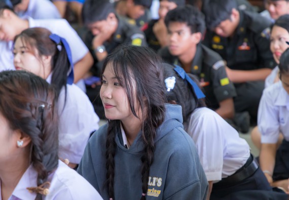 ภาพกิจกรรม  คณะวิทยาศาสตร์และเทคโนโลยี มหาวิทยาลัยราชภัฏกําแพงเพชร จัดโครงการประชาสัมพันธ์รายวิชาและหลักสูตรไปยังผู้เรียนกลุ่มใหม่ (Non-age Group)