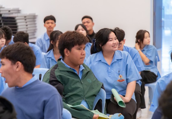 ภาพกิจกรรม  คณะวิทยาศาสตร์และเทคโนโลยี มหาวิทยาลัยราชภัฏกำแพงเพชร ร่วมกับโครงการห้องเรียนพิเศษ โรงเรียนตากพิทยาคม จัดกิจกรรมสร้างเสริมทักษะกระบวนการทางวิทยาศาสตร์สู่มาตรฐานสากล