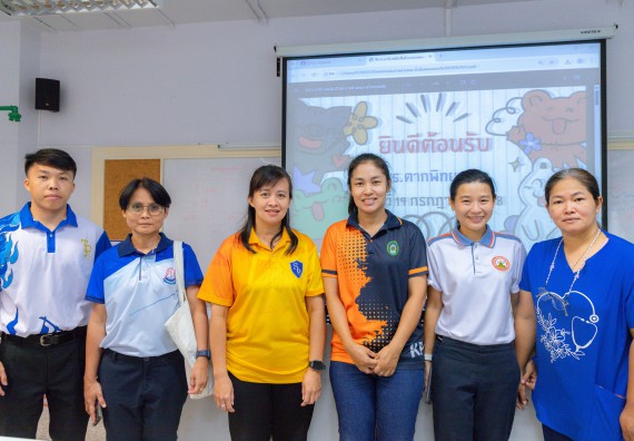 ภาพกิจกรรม  คณะวิทยาศาสตร์และเทคโนโลยี มหาวิทยาลัยราชภัฏกำแพงเพชร ร่วมกับโครงการห้องเรียนพิเศษ โรงเรียนตากพิทยาคม จัดกิจกรรมสร้างเสริมทักษะกระบวนการทางวิทยาศาสตร์สู่มาตรฐานสากล