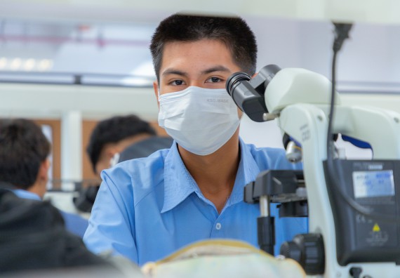 ภาพกิจกรรม  คณะวิทยาศาสตร์และเทคโนโลยี มหาวิทยาลัยราชภัฏกำแพงเพชร ร่วมกับโครงการห้องเรียนพิเศษ โรงเรียนตากพิทยาคม จัดกิจกรรมสร้างเสริมทักษะกระบวนการทางวิทยาศาสตร์สู่มาตรฐานสากล