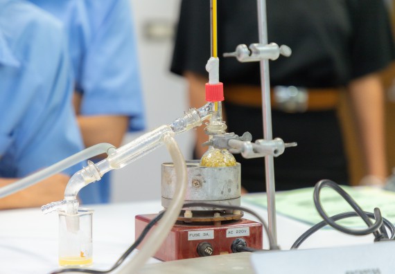 ภาพกิจกรรม  คณะวิทยาศาสตร์และเทคโนโลยี มหาวิทยาลัยราชภัฏกำแพงเพชร ร่วมกับโครงการห้องเรียนพิเศษ โรงเรียนตากพิทยาคม จัดกิจกรรมสร้างเสริมทักษะกระบวนการทางวิทยาศาสตร์สู่มาตรฐานสากล