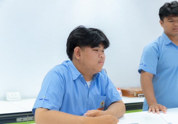 ภาพกิจกรรม  คณะวิทยาศาสตร์และเทคโนโลยี มหาวิทยาลัยราชภัฏกำแพงเพชร ร่วมกับโครงการห้องเรียนพิเศษ โรงเรียนตากพิทยาคม จัดกิจกรรมสร้างเสริมทักษะกระบวนการทางวิทยาศาสตร์สู่มาตรฐานสากล