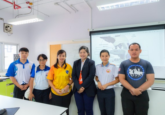 ภาพกิจกรรม  คณะวิทยาศาสตร์และเทคโนโลยี มหาวิทยาลัยราชภัฏกำแพงเพชร ร่วมกับโครงการห้องเรียนพิเศษ โรงเรียนตากพิทยาคม จัดกิจกรรมสร้างเสริมทักษะกระบวนการทางวิทยาศาสตร์สู่มาตรฐานสากล