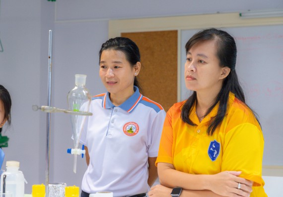 ภาพกิจกรรม  คณะวิทยาศาสตร์และเทคโนโลยี มหาวิทยาลัยราชภัฏกำแพงเพชร ร่วมกับโครงการห้องเรียนพิเศษ โรงเรียนตากพิทยาคม จัดกิจกรรมสร้างเสริมทักษะกระบวนการทางวิทยาศาสตร์สู่มาตรฐานสากล