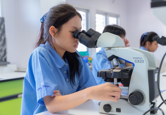 ภาพกิจกรรม  คณะวิทยาศาสตร์และเทคโนโลยี มหาวิทยาลัยราชภัฏกำแพงเพชร ร่วมกับโครงการห้องเรียนพิเศษ โรงเรียนตากพิทยาคม จัดกิจกรรมสร้างเสริมทักษะกระบวนการทางวิทยาศาสตร์สู่มาตรฐานสากล