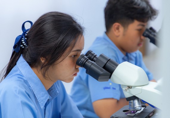 ภาพกิจกรรม  คณะวิทยาศาสตร์และเทคโนโลยี มหาวิทยาลัยราชภัฏกำแพงเพชร ร่วมกับโครงการห้องเรียนพิเศษ โรงเรียนตากพิทยาคม จัดกิจกรรมสร้างเสริมทักษะกระบวนการทางวิทยาศาสตร์สู่มาตรฐานสากล