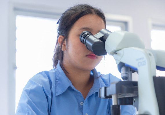 ภาพกิจกรรม  คณะวิทยาศาสตร์และเทคโนโลยี มหาวิทยาลัยราชภัฏกำแพงเพชร ร่วมกับโครงการห้องเรียนพิเศษ โรงเรียนตากพิทยาคม จัดกิจกรรมสร้างเสริมทักษะกระบวนการทางวิทยาศาสตร์สู่มาตรฐานสากล