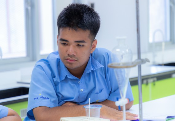 ภาพกิจกรรม  คณะวิทยาศาสตร์และเทคโนโลยี มหาวิทยาลัยราชภัฏกำแพงเพชร ร่วมกับโครงการห้องเรียนพิเศษ โรงเรียนตากพิทยาคม จัดกิจกรรมสร้างเสริมทักษะกระบวนการทางวิทยาศาสตร์สู่มาตรฐานสากล