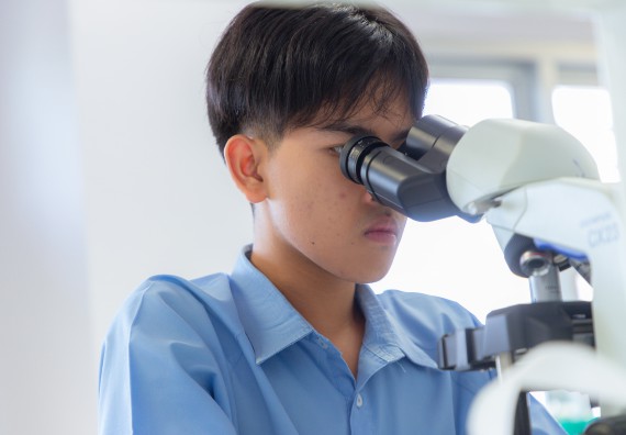 ภาพกิจกรรม  คณะวิทยาศาสตร์และเทคโนโลยี มหาวิทยาลัยราชภัฏกำแพงเพชร ร่วมกับโครงการห้องเรียนพิเศษ โรงเรียนตากพิทยาคม จัดกิจกรรมสร้างเสริมทักษะกระบวนการทางวิทยาศาสตร์สู่มาตรฐานสากล