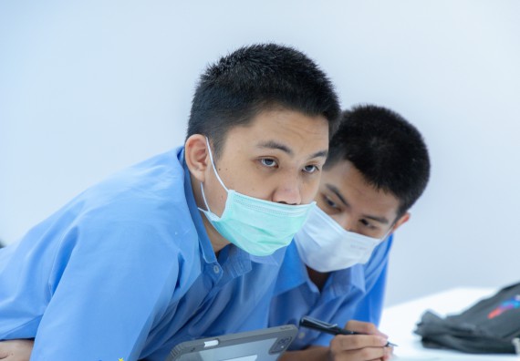 ภาพกิจกรรม  คณะวิทยาศาสตร์และเทคโนโลยี มหาวิทยาลัยราชภัฏกำแพงเพชร ร่วมกับโครงการห้องเรียนพิเศษ โรงเรียนตากพิทยาคม จัดกิจกรรมสร้างเสริมทักษะกระบวนการทางวิทยาศาสตร์สู่มาตรฐานสากล