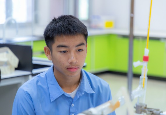 ภาพกิจกรรม  คณะวิทยาศาสตร์และเทคโนโลยี มหาวิทยาลัยราชภัฏกำแพงเพชร ร่วมกับโครงการห้องเรียนพิเศษ โรงเรียนตากพิทยาคม จัดกิจกรรมสร้างเสริมทักษะกระบวนการทางวิทยาศาสตร์สู่มาตรฐานสากล