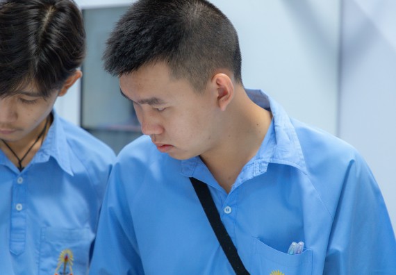 ภาพกิจกรรม  คณะวิทยาศาสตร์และเทคโนโลยี มหาวิทยาลัยราชภัฏกำแพงเพชร ร่วมกับโครงการห้องเรียนพิเศษ โรงเรียนตากพิทยาคม จัดกิจกรรมสร้างเสริมทักษะกระบวนการทางวิทยาศาสตร์สู่มาตรฐานสากล