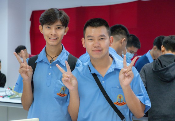 ภาพกิจกรรม  คณะวิทยาศาสตร์และเทคโนโลยี มหาวิทยาลัยราชภัฏกำแพงเพชร ร่วมกับโครงการห้องเรียนพิเศษ โรงเรียนตากพิทยาคม จัดกิจกรรมสร้างเสริมทักษะกระบวนการทางวิทยาศาสตร์สู่มาตรฐานสากล