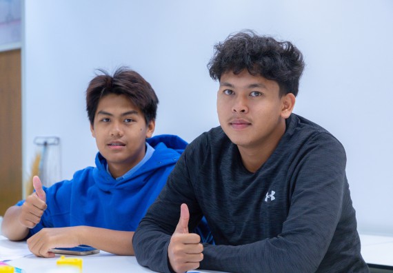 ภาพกิจกรรม  คณะวิทยาศาสตร์และเทคโนโลยี มหาวิทยาลัยราชภัฏกำแพงเพชร ร่วมกับโครงการห้องเรียนพิเศษ โรงเรียนตากพิทยาคม จัดกิจกรรมสร้างเสริมทักษะกระบวนการทางวิทยาศาสตร์สู่มาตรฐานสากล