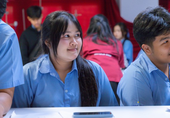 ภาพกิจกรรม  คณะวิทยาศาสตร์และเทคโนโลยี มหาวิทยาลัยราชภัฏกำแพงเพชร ร่วมกับโครงการห้องเรียนพิเศษ โรงเรียนตากพิทยาคม จัดกิจกรรมสร้างเสริมทักษะกระบวนการทางวิทยาศาสตร์สู่มาตรฐานสากล