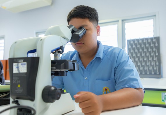 ภาพกิจกรรม  คณะวิทยาศาสตร์และเทคโนโลยี มหาวิทยาลัยราชภัฏกำแพงเพชร ร่วมกับโครงการห้องเรียนพิเศษ โรงเรียนตากพิทยาคม จัดกิจกรรมสร้างเสริมทักษะกระบวนการทางวิทยาศาสตร์สู่มาตรฐานสากล