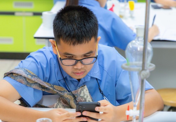 ภาพกิจกรรม  คณะวิทยาศาสตร์และเทคโนโลยี มหาวิทยาลัยราชภัฏกำแพงเพชร ร่วมกับโครงการห้องเรียนพิเศษ โรงเรียนตากพิทยาคม จัดกิจกรรมสร้างเสริมทักษะกระบวนการทางวิทยาศาสตร์สู่มาตรฐานสากล