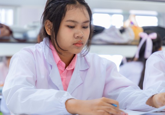 ภาพกิจกรรม  คณะวิทยาศาสตร์และเทคโนโลยี มหาวิทยาลัยราชภัฏกำแพงเพชร ร่วมกับโรงเรียนพิจิตรพิทยาคม จัดกิจกรรมเสริมปฏิบัติการเพิ่มเติมในมหาวิทยาลัย (ปฏิบัติการจุลชีววิทยา) ปีการศึกษา 2568