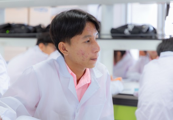 ภาพกิจกรรม  คณะวิทยาศาสตร์และเทคโนโลยี มหาวิทยาลัยราชภัฏกำแพงเพชร ร่วมกับโรงเรียนพิจิตรพิทยาคม จัดกิจกรรมเสริมปฏิบัติการเพิ่มเติมในมหาวิทยาลัย (ปฏิบัติการจุลชีววิทยา) ปีการศึกษา 2568