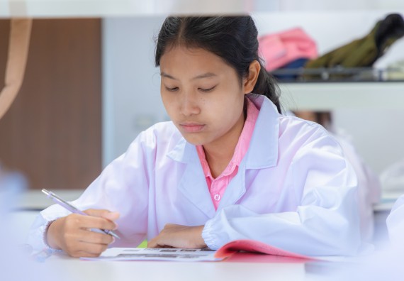 ภาพกิจกรรม  คณะวิทยาศาสตร์และเทคโนโลยี มหาวิทยาลัยราชภัฏกำแพงเพชร ร่วมกับโรงเรียนพิจิตรพิทยาคม จัดกิจกรรมเสริมปฏิบัติการเพิ่มเติมในมหาวิทยาลัย (ปฏิบัติการจุลชีววิทยา) ปีการศึกษา 2568