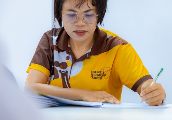 ภาพกิจกรรม  คณะวิทยาศาสตร์และเทคโนโลยี มหาวิทยาลัยราชภัฏกำแพงเพชร ร่วมกับโรงเรียนพิจิตรพิทยาคม จัดกิจกรรมเสริมปฏิบัติการเพิ่มเติมในมหาวิทยาลัย (ปฏิบัติการจุลชีววิทยา) ปีการศึกษา 2568