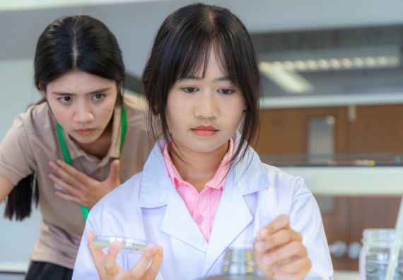 ภาพกิจกรรม  คณะวิทยาศาสตร์และเทคโนโลยี มหาวิทยาลัยราชภัฏกำแพงเพชร ร่วมกับโรงเรียนพิจิตรพิทยาคม จัดกิจกรรมเสริมปฏิบัติการเพิ่มเติมในมหาวิทยาลัย (ปฏิบัติการจุลชีววิทยา) ปีการศึกษา 2568