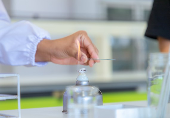 ภาพกิจกรรม  คณะวิทยาศาสตร์และเทคโนโลยี มหาวิทยาลัยราชภัฏกำแพงเพชร ร่วมกับโรงเรียนพิจิตรพิทยาคม จัดกิจกรรมเสริมปฏิบัติการเพิ่มเติมในมหาวิทยาลัย (ปฏิบัติการจุลชีววิทยา) ปีการศึกษา 2568