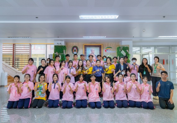 ภาพกิจกรรม  คณะวิทยาศาสตร์และเทคโนโลยี มหาวิทยาลัยราชภัฏกำแพงเพชร ร่วมกับโรงเรียนพิจิตรพิทยาคม จัดกิจกรรมเสริมปฏิบัติการเพิ่มเติมในมหาวิทยาลัย (ปฏิบัติการจุลชีววิทยา) ปีการศึกษา 2568