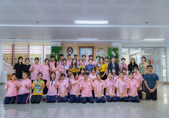 ภาพกิจกรรม  คณะวิทยาศาสตร์และเทคโนโลยี มหาวิทยาลัยราชภัฏกำแพงเพชร ร่วมกับโรงเรียนพิจิตรพิทยาคม จัดกิจกรรมเสริมปฏิบัติการเพิ่มเติมในมหาวิทยาลัย (ปฏิบัติการจุลชีววิทยา) ปีการศึกษา 2568