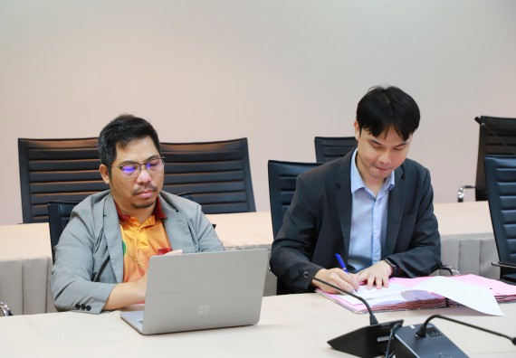 ภาพกิจกรรม  หลักสูตรครุศาสตรบัณฑิต สาขาวิชาวิทยาศาสตร์ศึกษา คณะวิทยาศาสตร์และเทคโนโลยี มหาวิทยาลัยราชภัฏกำแพงเพชร จัดกิจกรรมตรวจประเมินคุณภาพการศึกษาภายใน ระดับหลักสูตร ตามเกณฑ์ AUN-QA สาขาวิชาวิทยาศาสตร์ศึกษา