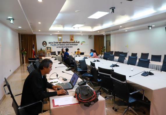 ภาพกิจกรรม  หลักสูตรครุศาสตรบัณฑิต สาขาวิชาวิทยาศาสตร์ศึกษา คณะวิทยาศาสตร์และเทคโนโลยี มหาวิทยาลัยราชภัฏกำแพงเพชร จัดกิจกรรมตรวจประเมินคุณภาพการศึกษาภายใน ระดับหลักสูตร ตามเกณฑ์ AUN-QA สาขาวิชาวิทยาศาสตร์ศึกษา