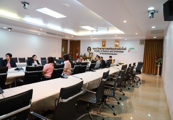 ภาพกิจกรรม  หลักสูตรครุศาสตรบัณฑิต สาขาวิชาวิทยาศาสตร์ศึกษา คณะวิทยาศาสตร์และเทคโนโลยี มหาวิทยาลัยราชภัฏกำแพงเพชร จัดกิจกรรมตรวจประเมินคุณภาพการศึกษาภายใน ระดับหลักสูตร ตามเกณฑ์ AUN-QA สาขาวิชาวิทยาศาสตร์ศึกษา