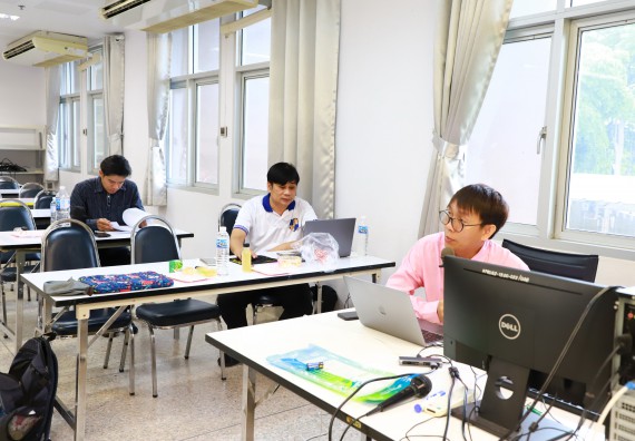 ภาพกิจกรรม  หลักสูตรวิทยาศาสตรบัณฑิต สาขาวิชานวัตกรรมและธุรกิจอาหาร คณะวิทยาศาสตร์และเทคโนโลยี มหาวิทยาลัยราชภัฏกำแพงเพชร จัดกิจกรรมตรวจประเมินคุณภาพการศึกษาภายในตามเกณฑ์ AUN-QA