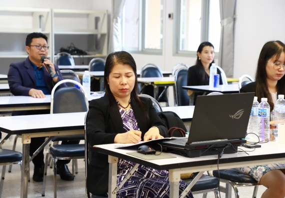 ภาพกิจกรรม  หลักสูตรวิทยาศาสตรบัณฑิต สาขาวิชานวัตกรรมและธุรกิจอาหาร คณะวิทยาศาสตร์และเทคโนโลยี มหาวิทยาลัยราชภัฏกำแพงเพชร จัดกิจกรรมตรวจประเมินคุณภาพการศึกษาภายในตามเกณฑ์ AUN-QA