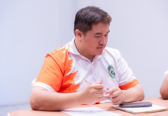 ภาพกิจกรรม  คณะวิทยาศาสตร์และเทคโนโลยี มหาวิทยาลัยราชภัฏกําแพงเพชร เข้าร่วมกิจกรรมการสัมมนาเชิงปฏิบัติการสร้างสรรค์สัมพันธ์ประสิทธิภาพของทีมงาน ในโครงการสัมมนาเชิงปฏิบัติการพัฒนาบุคลากร