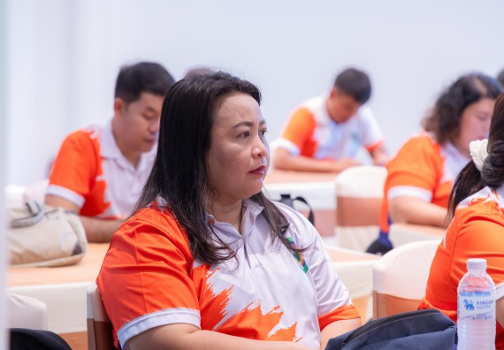 ภาพกิจกรรม  คณะวิทยาศาสตร์และเทคโนโลยี มหาวิทยาลัยราชภัฏกําแพงเพชร เข้าร่วมกิจกรรมการสัมมนาเชิงปฏิบัติการสร้างสรรค์สัมพันธ์ประสิทธิภาพของทีมงาน ในโครงการสัมมนาเชิงปฏิบัติการพัฒนาบุคลากร