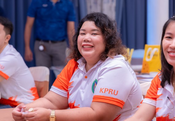 ภาพกิจกรรม  คณะวิทยาศาสตร์และเทคโนโลยี มหาวิทยาลัยราชภัฏกําแพงเพชร เข้าร่วมกิจกรรมการสัมมนาเชิงปฏิบัติการสร้างสรรค์สัมพันธ์ประสิทธิภาพของทีมงาน ในโครงการสัมมนาเชิงปฏิบัติการพัฒนาบุคลากร