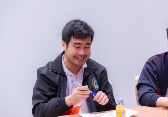 ภาพกิจกรรม  คณะวิทยาศาสตร์และเทคโนโลยี มหาวิทยาลัยราชภัฏกําแพงเพชร เข้าร่วมกิจกรรมการสัมมนาเชิงปฏิบัติการสร้างสรรค์สัมพันธ์ประสิทธิภาพของทีมงาน ในโครงการสัมมนาเชิงปฏิบัติการพัฒนาบุคลากร