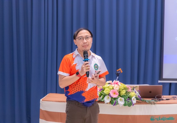 ภาพกิจกรรม  คณะวิทยาศาสตร์และเทคโนโลยี มหาวิทยาลัยราชภัฏกําแพงเพชร เข้าร่วมกิจกรรมการสัมมนาเชิงปฏิบัติการสร้างสรรค์สัมพันธ์ประสิทธิภาพของทีมงาน ในโครงการสัมมนาเชิงปฏิบัติการพัฒนาบุคลากร